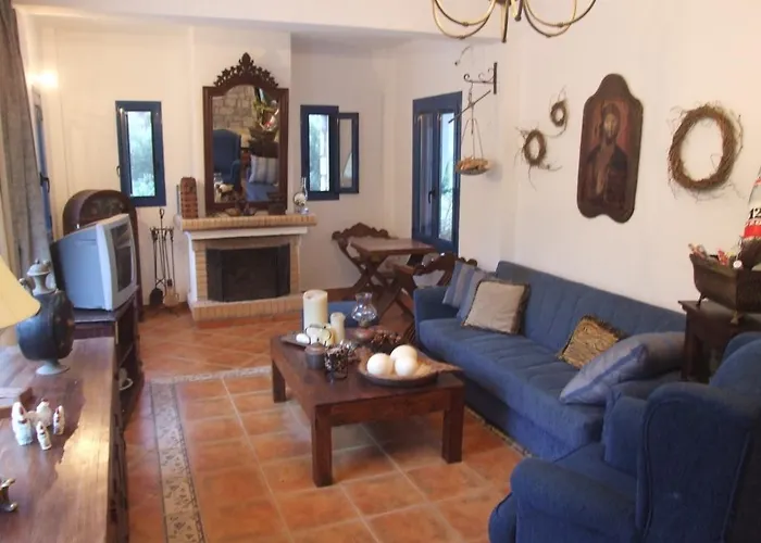 فيلة Vasiliki Agios Kiprianos